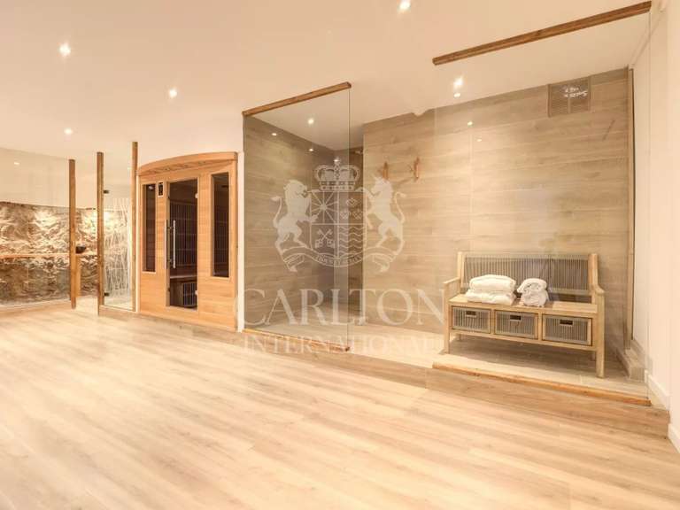 Villa Biot - 5 bedrooms - 376m²