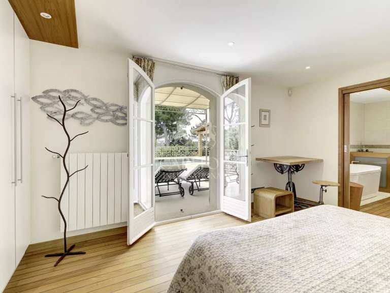 Villa avec Vue sur mer Biot - 9 chambres - 595m²