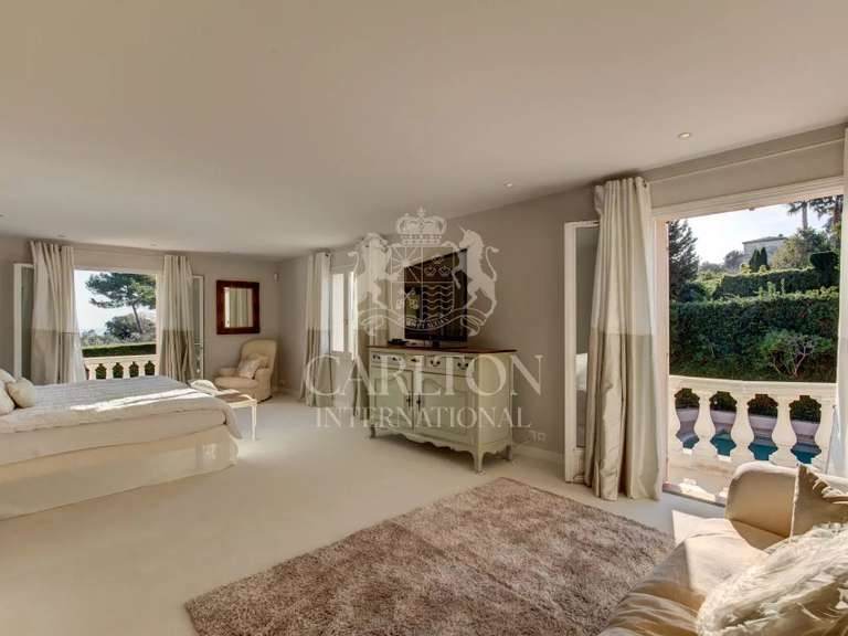 Villa Biot - 4 chambres - 375m²