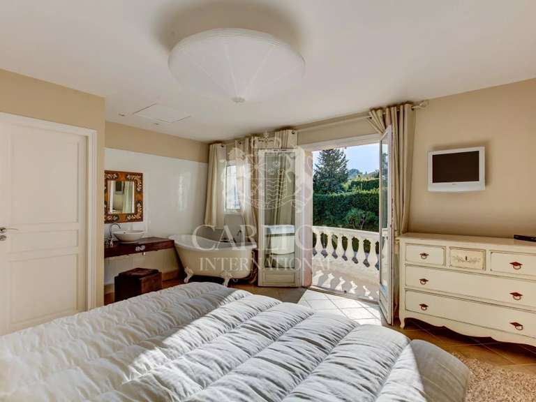 Villa Biot - 4 chambres - 375m²