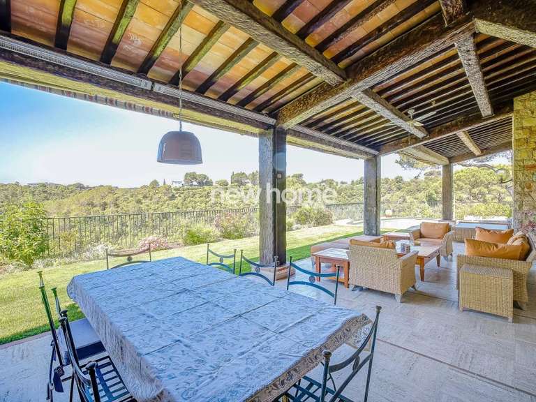 Villa Biot - 5 chambres - 235m²