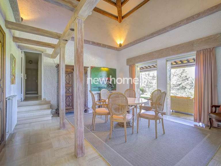 Villa Biot - 5 chambres - 235m²