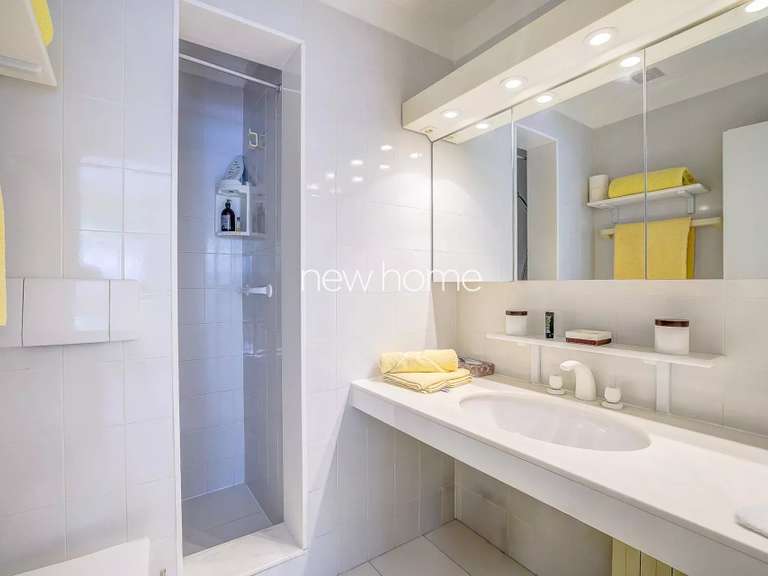 Villa Biot - 5 chambres - 235m²