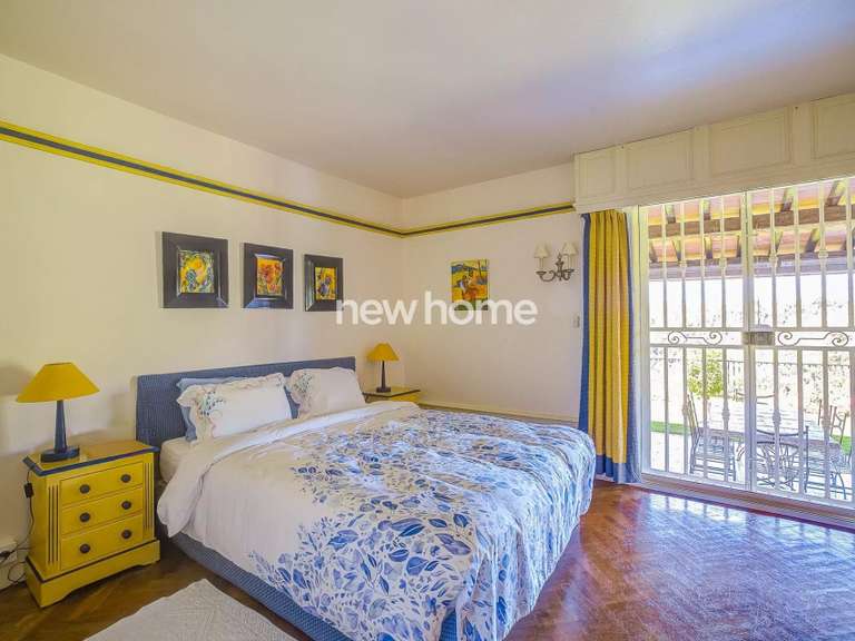 Villa Biot - 5 chambres - 235m²