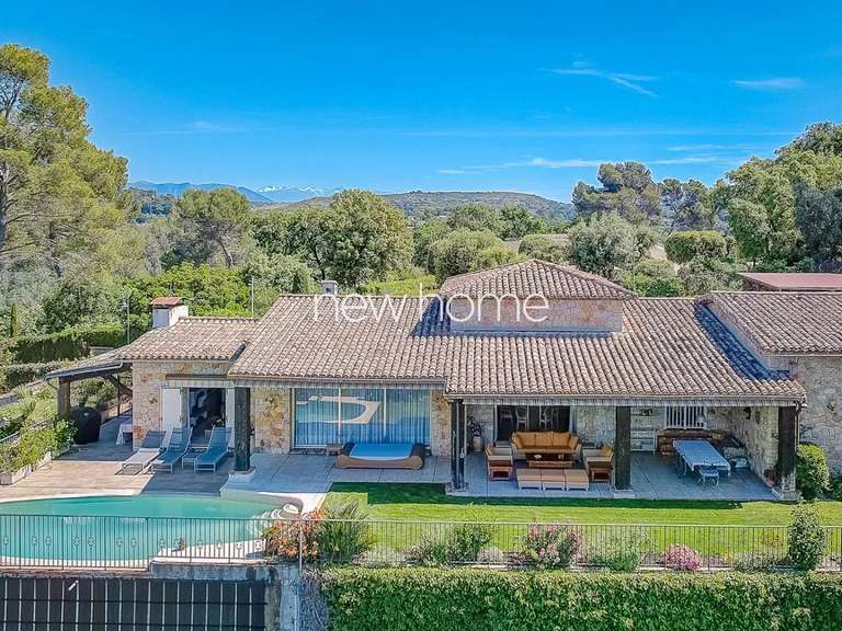 Villa Biot - 5 chambres - 235m²