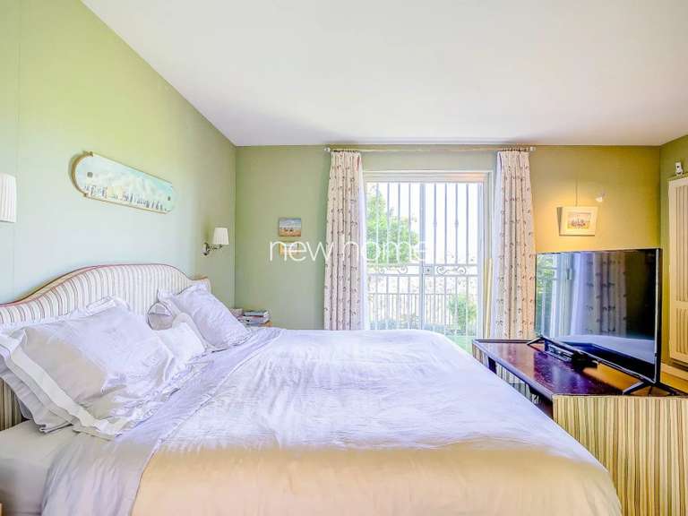 Villa Biot - 5 chambres - 235m²