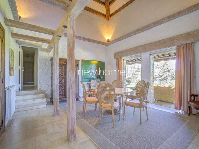 Villa Biot - 5 chambres - 235m²