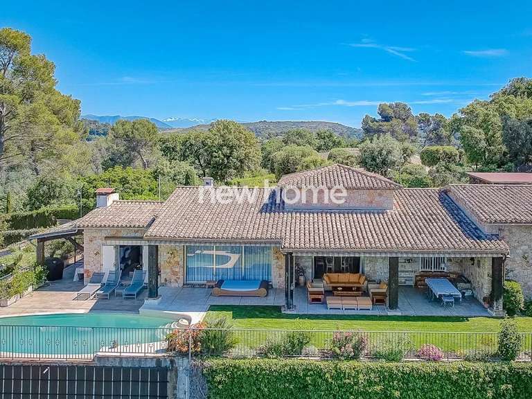 Villa Biot - 5 chambres - 235m²