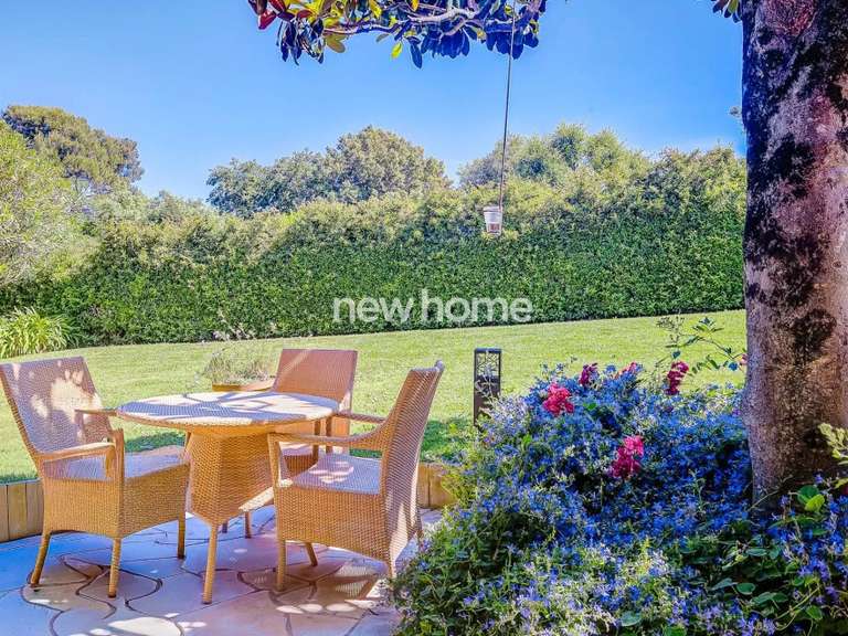 Villa Biot - 5 chambres - 235m²