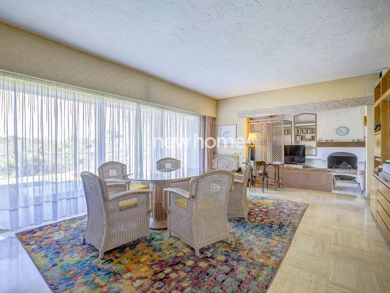 Villa Biot - 5 chambres - 235m²