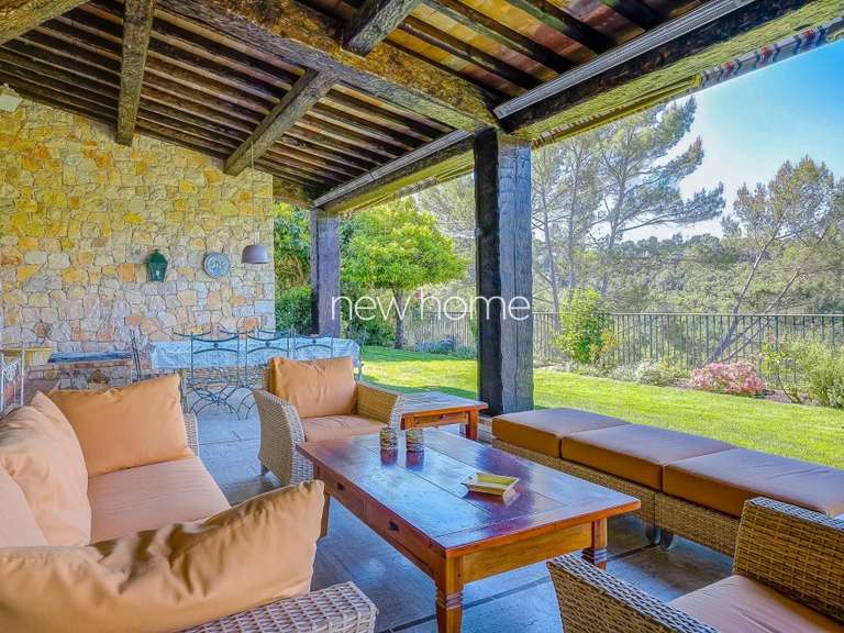 Villa Biot - 5 chambres - 235m²