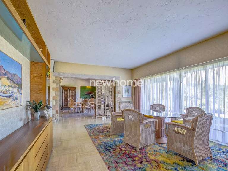 Villa Biot - 5 chambres - 235m²