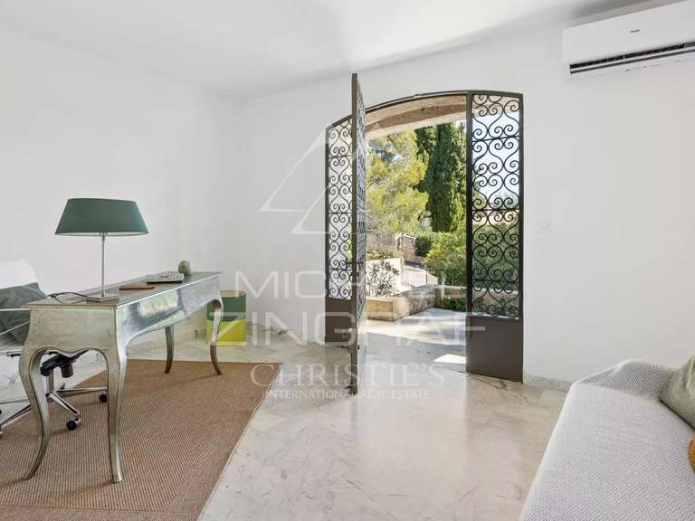 Villa Biot - 5 chambres - 376m²