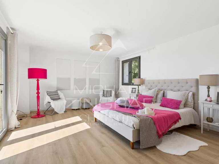 Villa Biot - 5 chambres - 376m²