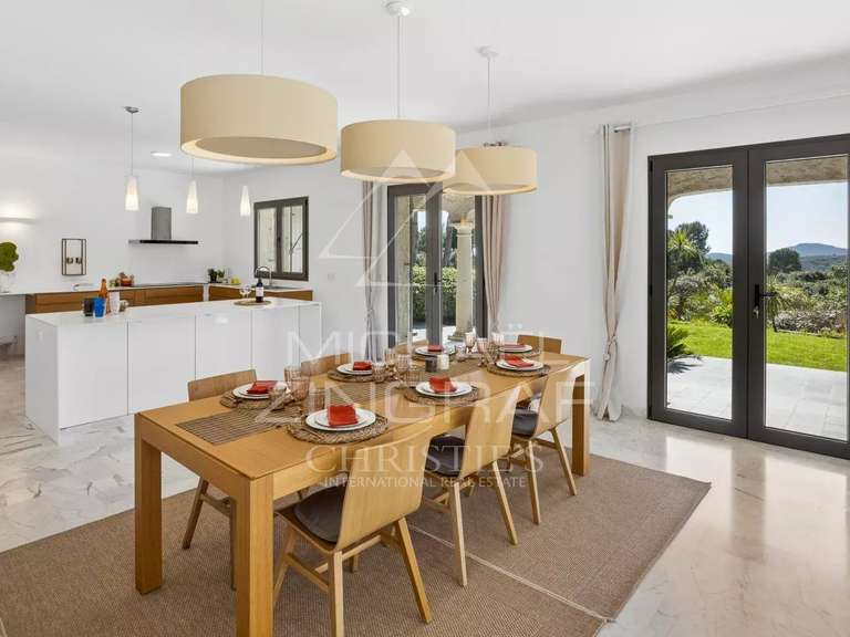 Villa Biot - 5 chambres - 376m²
