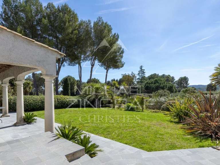 Villa Biot - 5 chambres - 376m²