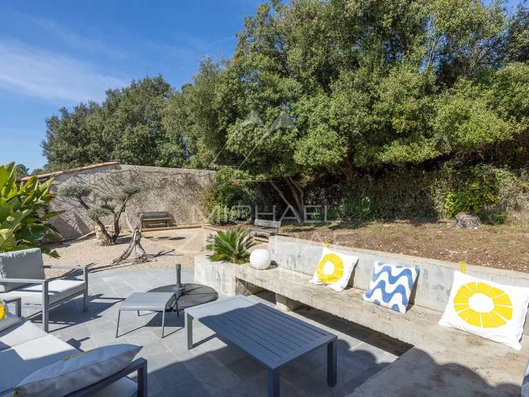 Villa Biot - 5 chambres - 376m²