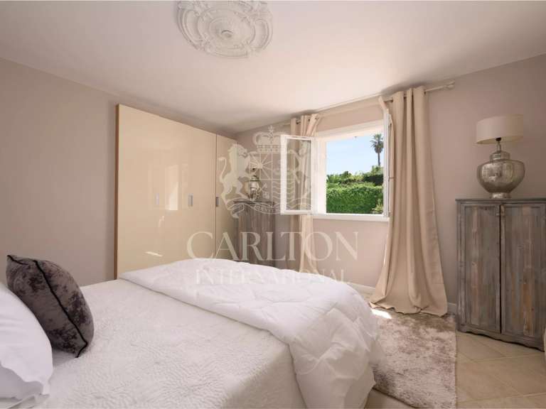 Villa Biot - 4 chambres - 375m²