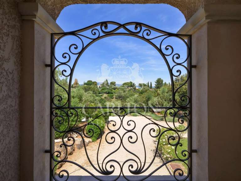 Villa Biot - 4 chambres - 375m²