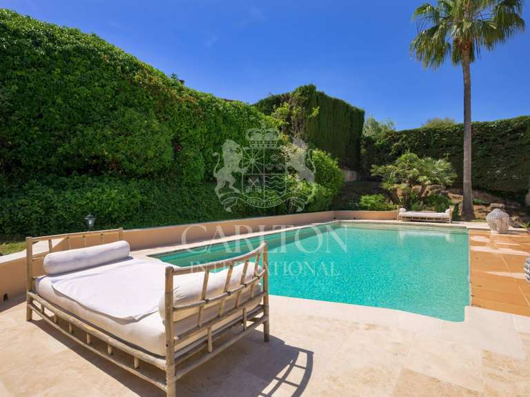 Villa Biot - 4 chambres - 375m²