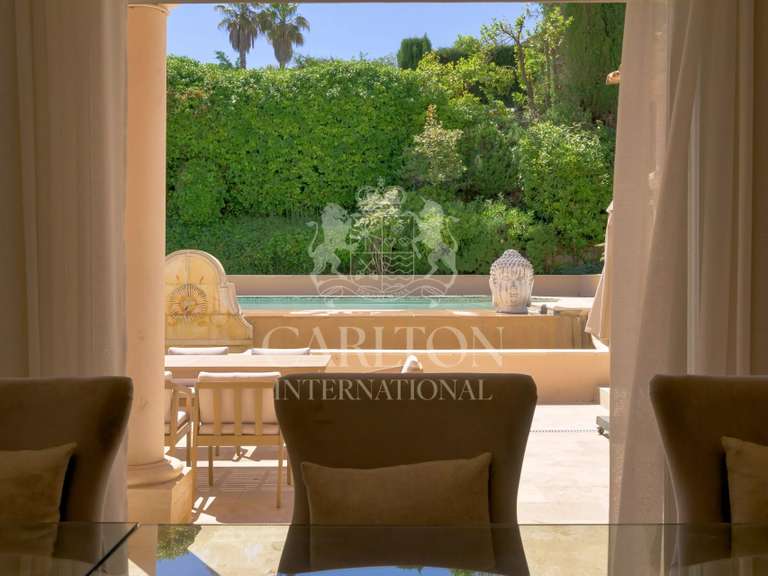 Villa Biot - 4 chambres - 375m²