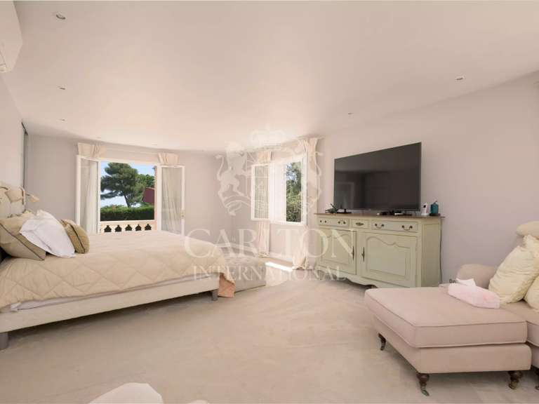 Villa Biot - 4 chambres - 375m²