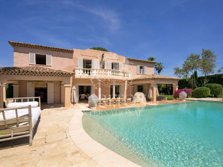 Villa Biot - 4 chambres - 375m²