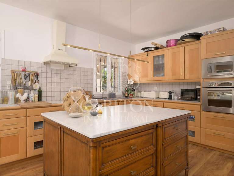 Villa Biot - 4 chambres - 375m²