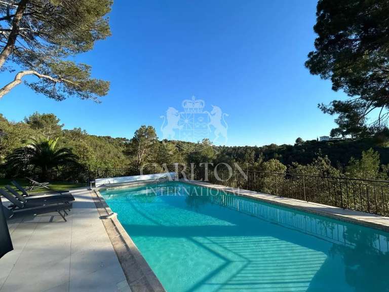 Villa Biot - 6 chambres - 331m²