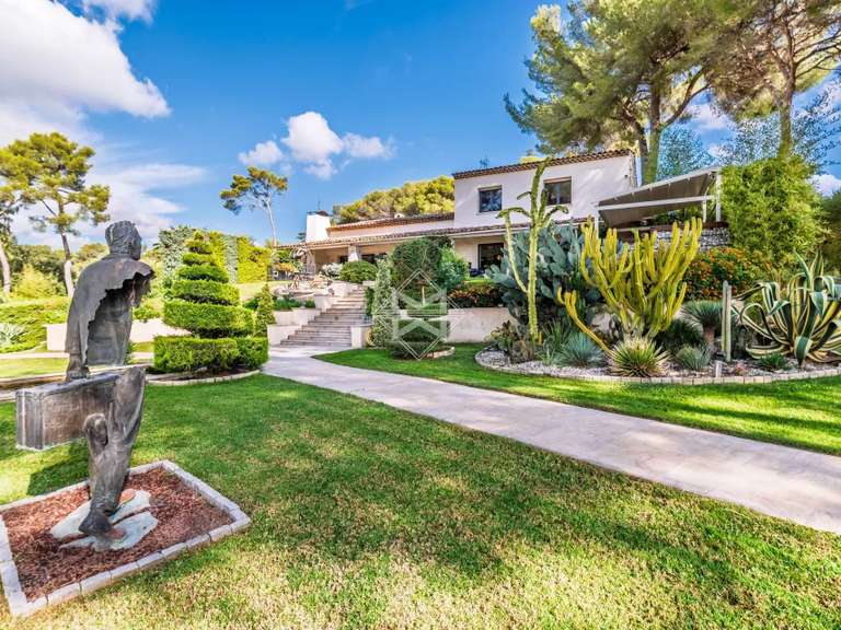 Villa Biot - 456m²