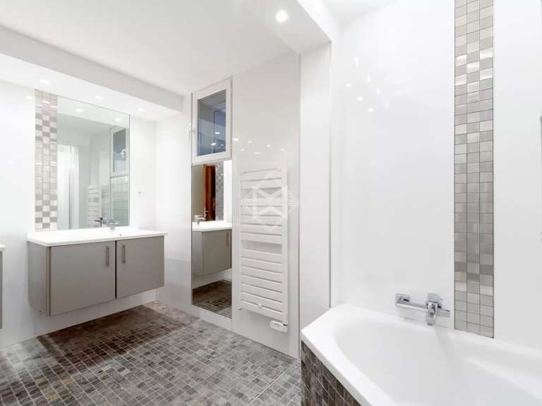 Villa Biot - 456m²