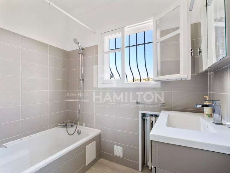 Villa Biot - 5 chambres - 125m²