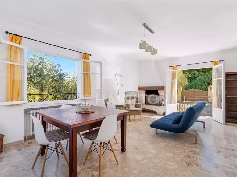 Villa Biot - 5 bedrooms - 125m²