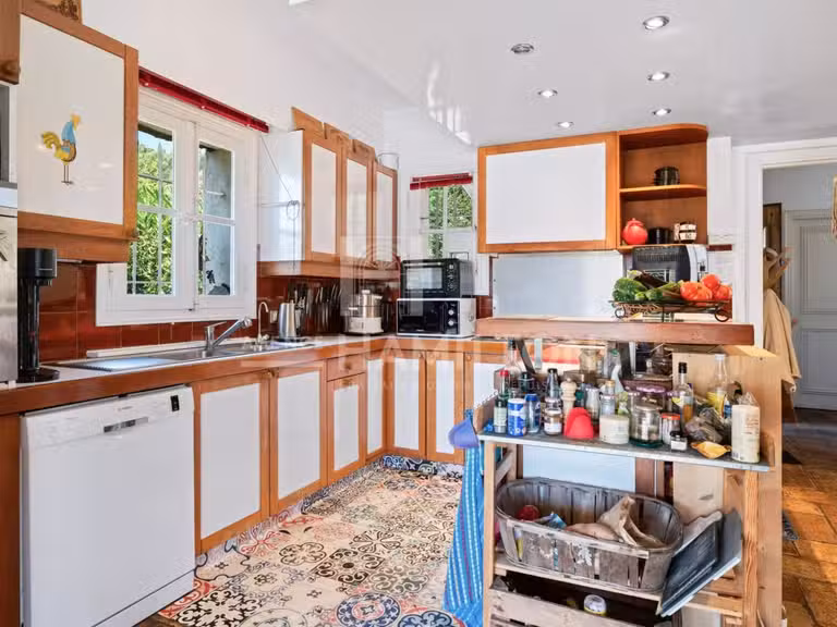 Villa Biot - 4 bedrooms - 310m²