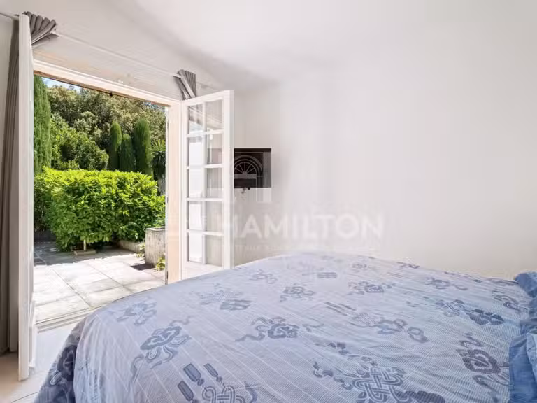 Villa Biot - 4 bedrooms - 310m²