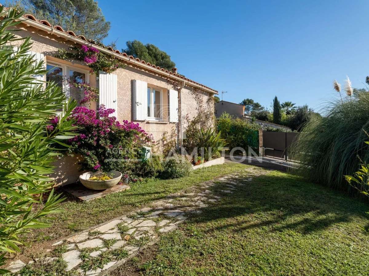 Villa Biot