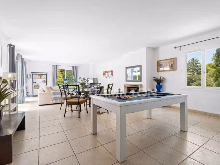 Villa Biot - 6 chambres - 350m²