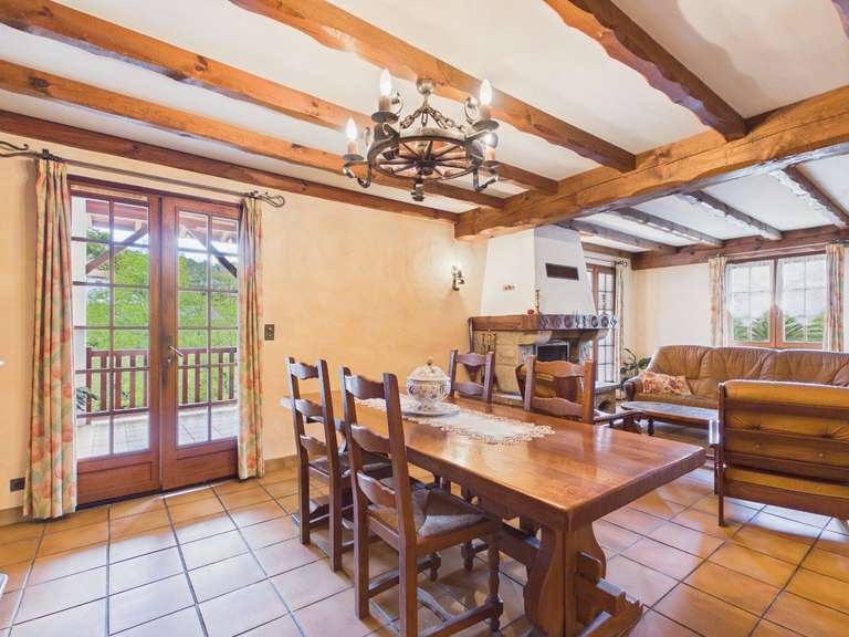 Maison Biriatou - 4 chambres - 167m²