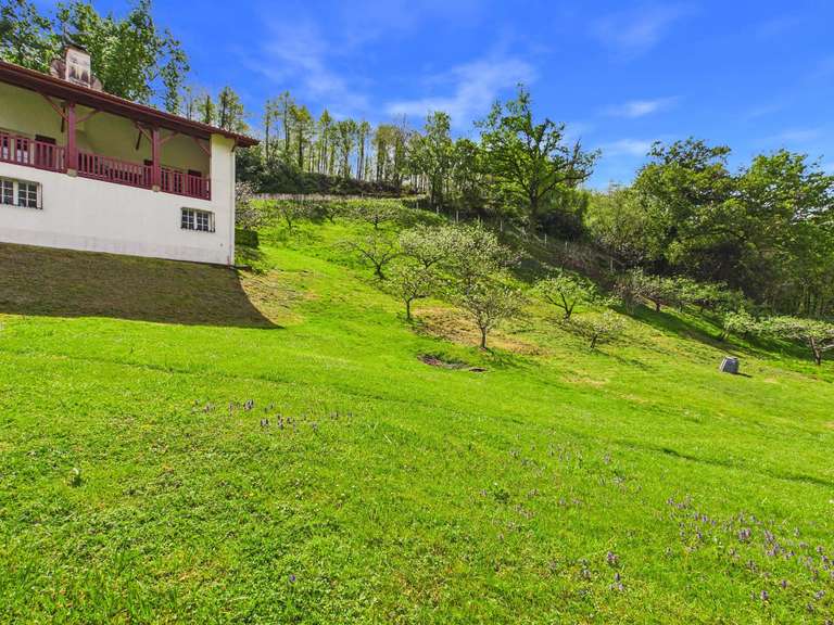 Maison Biriatou - 4 chambres - 167m²