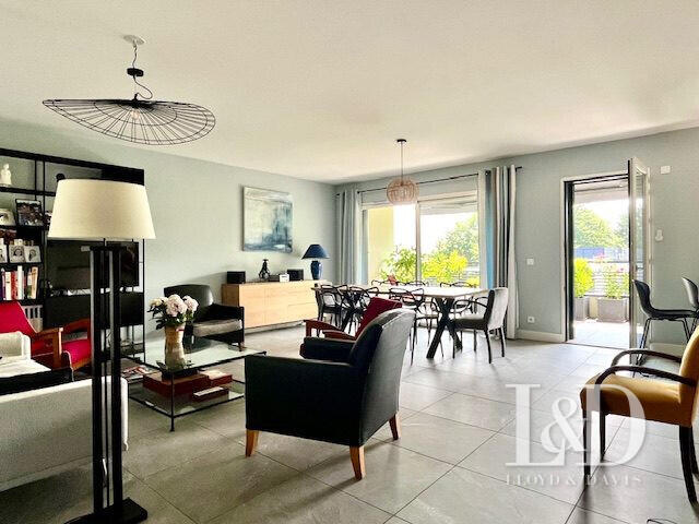 Appartement Biviers - 4 chambres - 139m²
