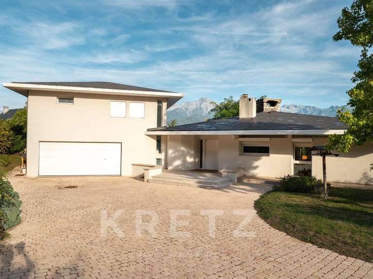 Maison Biviers - 6 chambres - 307m²