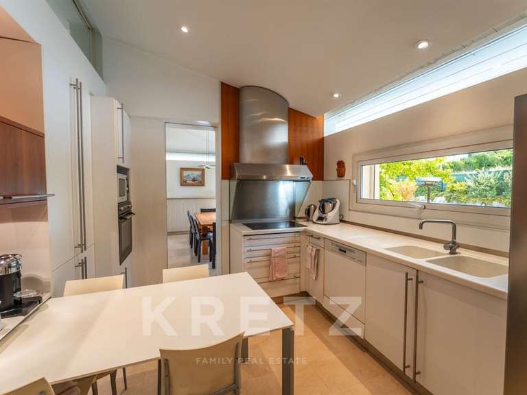 Maison Biviers - 6 chambres - 307m²