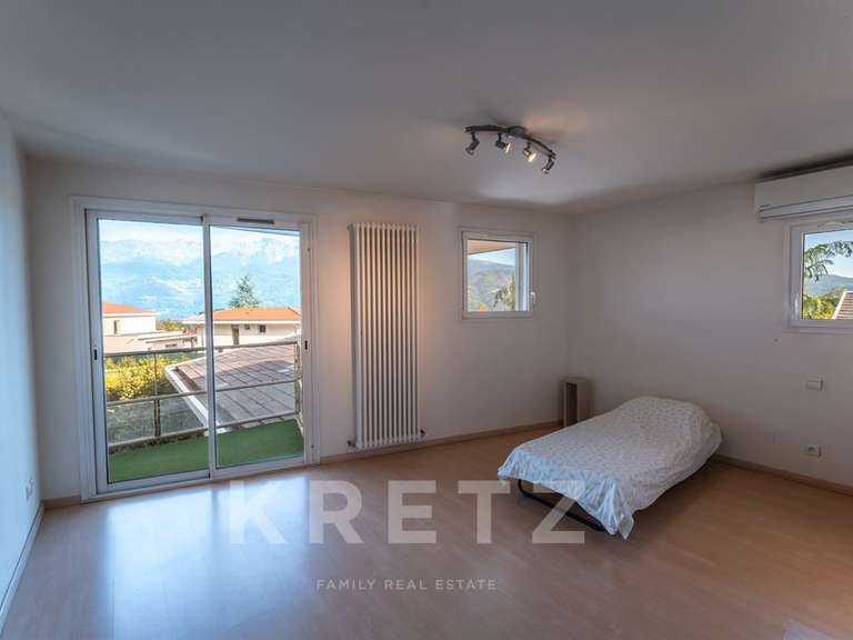 Maison Biviers - 6 chambres - 307m²