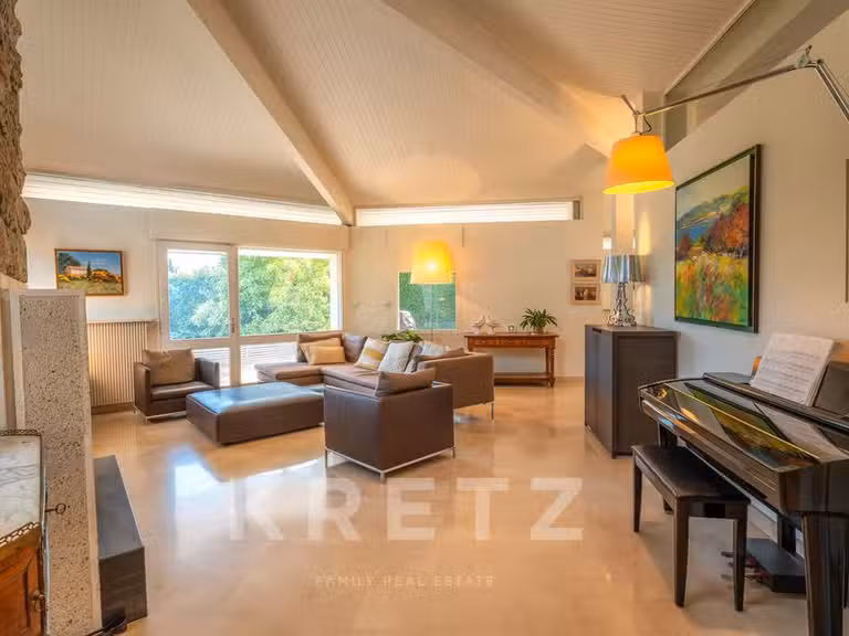 Maison Biviers - 6 chambres - 307m²