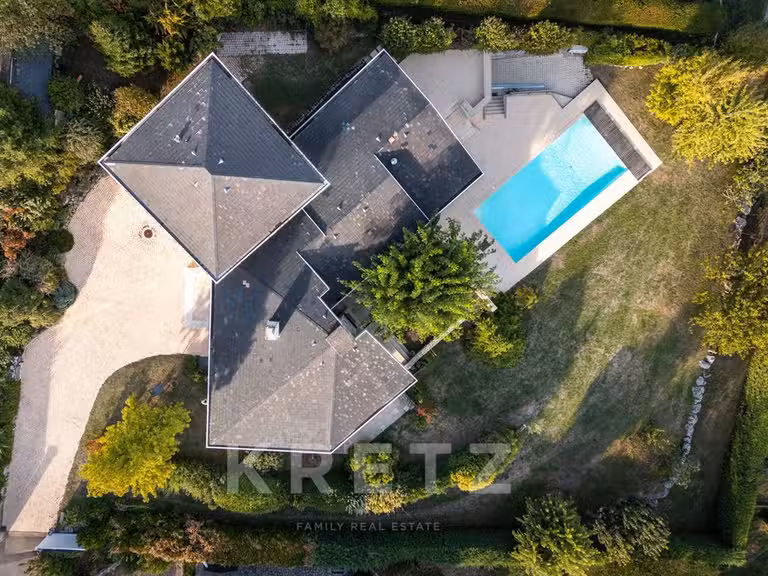 Maison Biviers - 6 chambres - 307m²