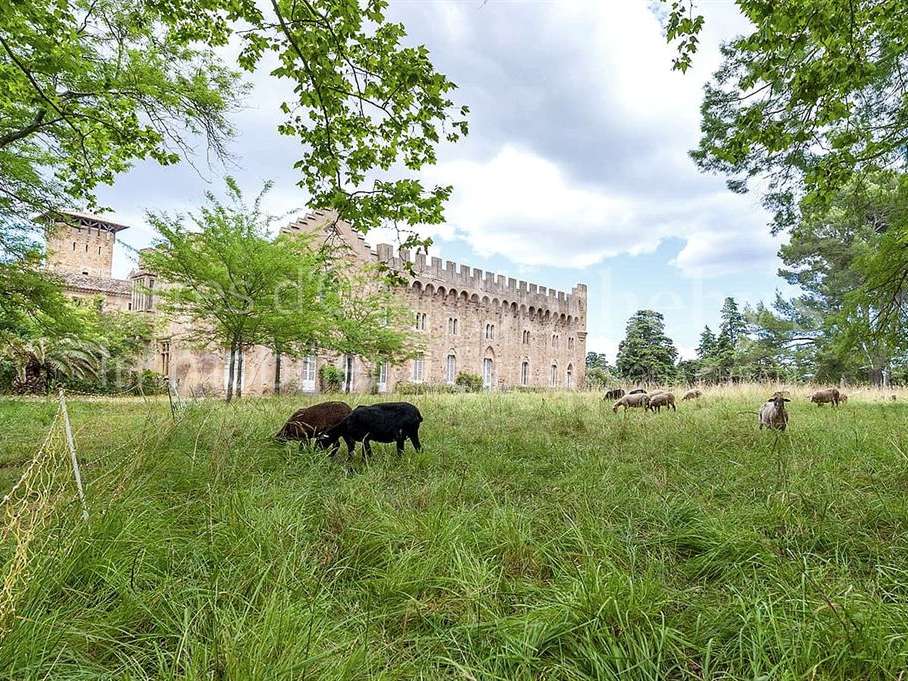 Château Bizanet