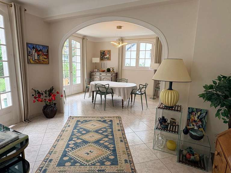 Maison Bizanos - 3 chambres - 160m²