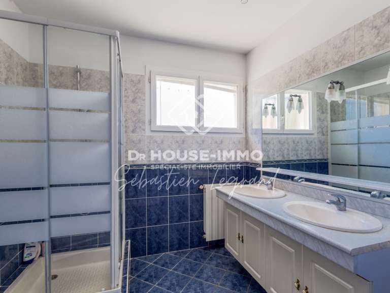 Villa Blanquefort - 5 chambres - 177m²