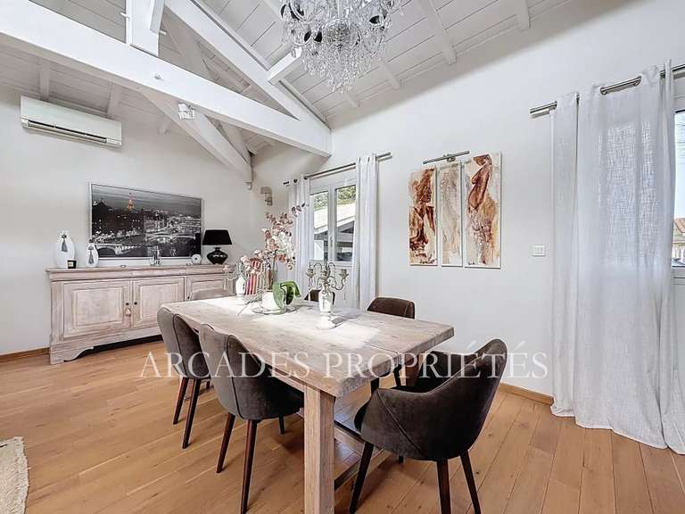 Villa Blanquefort - 5 chambres - 230m²