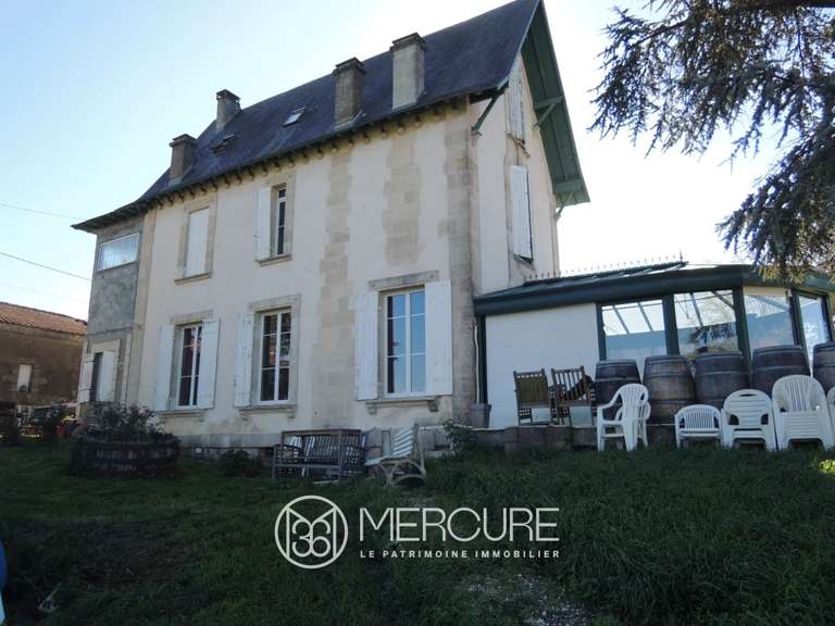 Maison Blaye - 5 chambres - 230m²